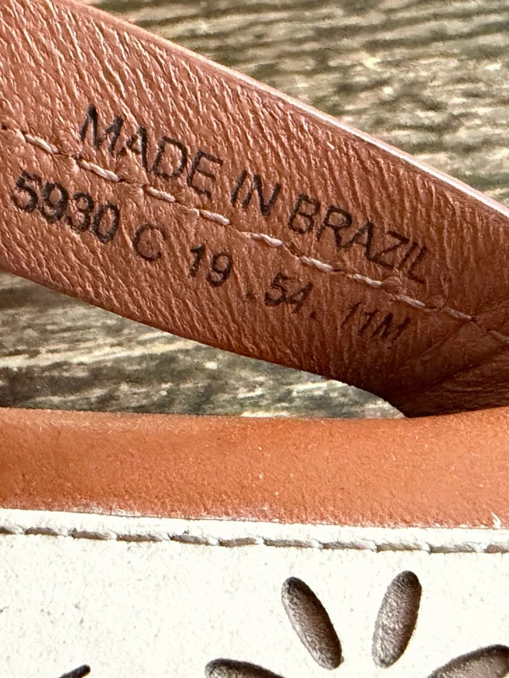 Tory Burch Miller Scalloped Brown Leather Thong Sandals 11